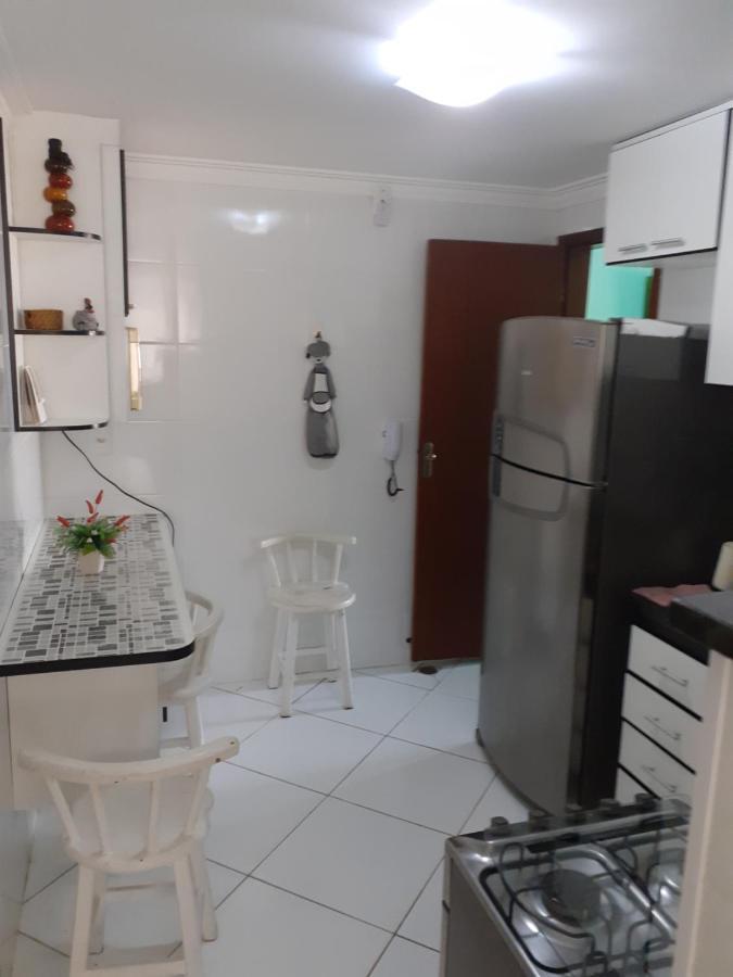 Apartamento Com Estacionamento, Telas Nas Varandas 아라이알도카보 외부 사진